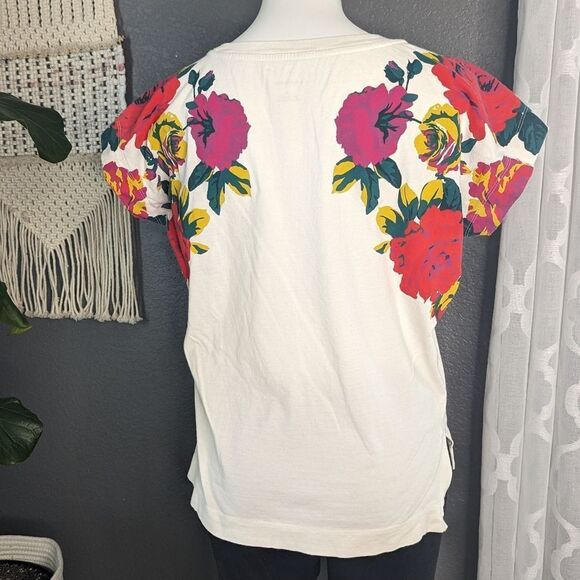 Anthropologie Rose Printed Super Soft White Floral T-shirt - Picture 5 of 8